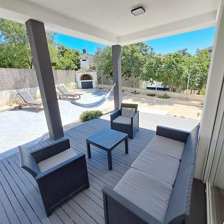 Holiday House Meri Пакоштане Екстер'єр фото